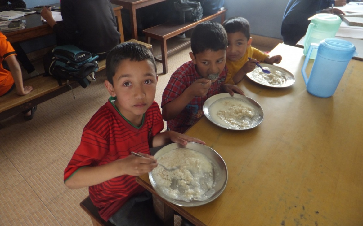 800 € Spenden für Kinderheim in Nepal